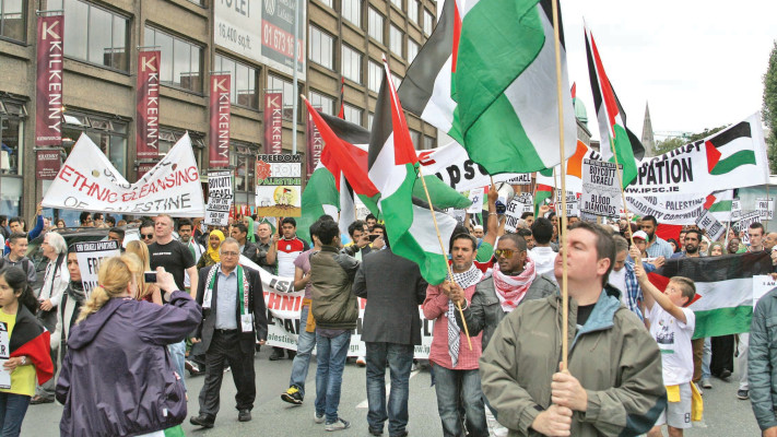 הפגנה אנטי ישראלית באירלנד (צילום: Eoin O'Mahony)