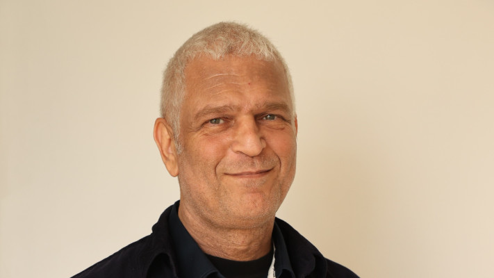 גדי צדקה (צילום: רפי דלויה)