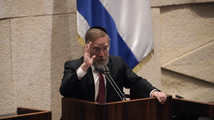 חבר הכנסת יצחק פינדרוס במליאת הכנסת (צילום: דני שם טוב, דוברות הכנסת)