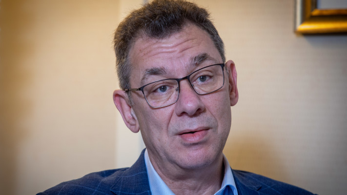 אלברט בורלא