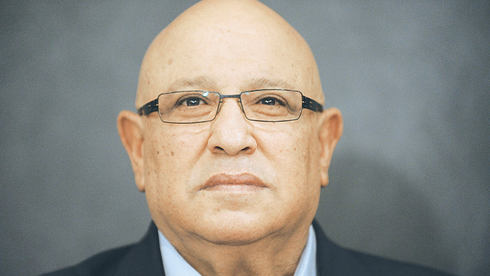 \'\'צ'רצ'יל לא רק נאם\'\'. מאיר דגן