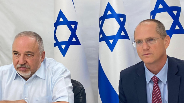 עודד פורר, אביגדור ליברמן