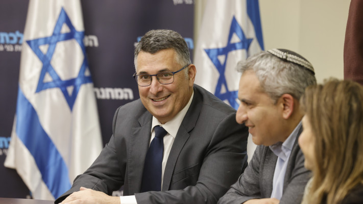 גדעון סער, זאב אלקין