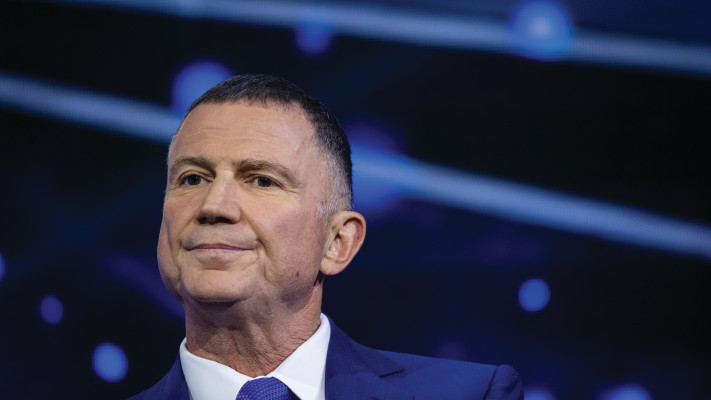 יולי אדלשטיין