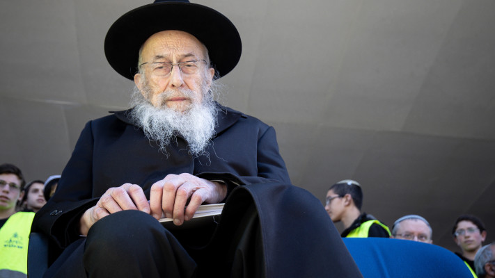 הרב צבי טאו 