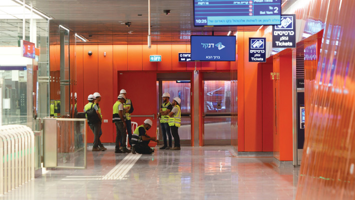 הרכבת הקלה הקו האדום