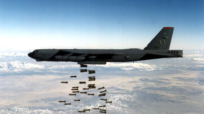 המפציץ האמריקאי 'B-52'