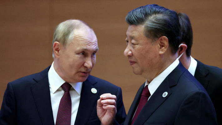 נשיא רוסיה ולדימיר פוטין ונשיא סין שי ג'ינפינג  (צילום: Sputnik/Sergey Bobylev/Pool VIA REUTERS)