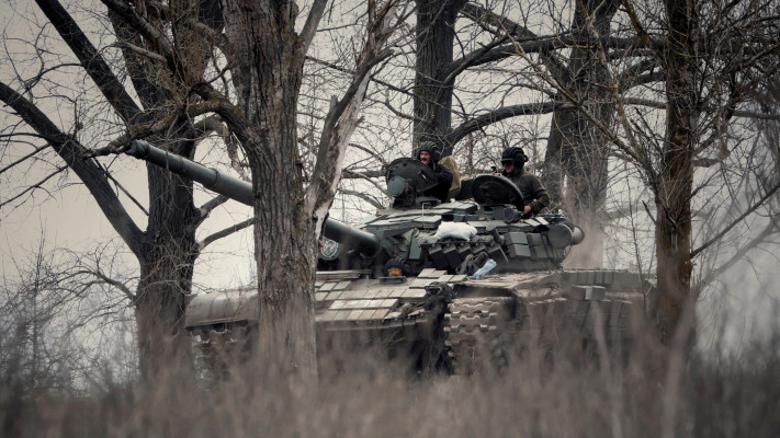 טנק בצבא אוקראינה (צילום: REUTERS/Yan Dorbronosov)