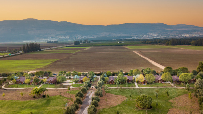 הוילג' - מלון מטיילים על הירדן