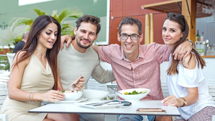 תבלי יותר עם חברים