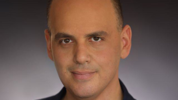 צביקה ברוט 