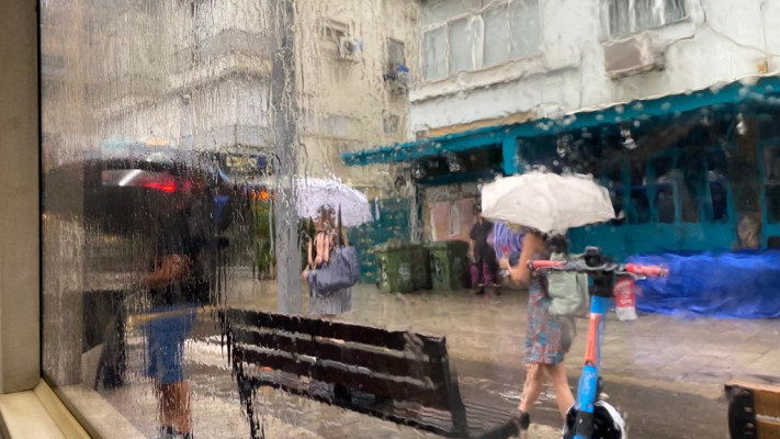 הגשם הראשון בתל אביב