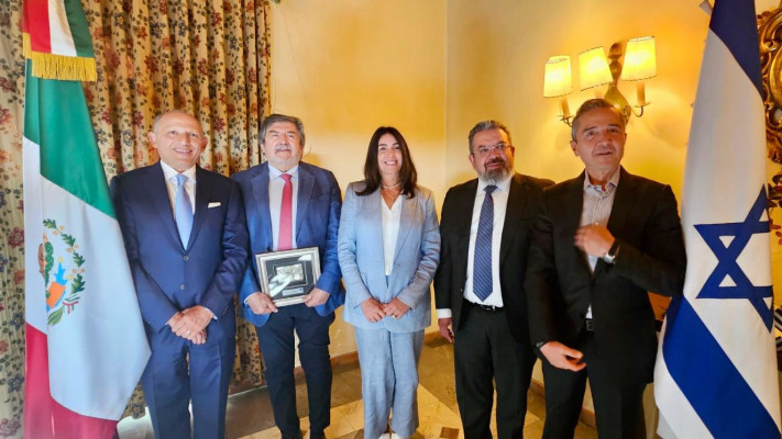 מירי רגב בביקורה המדיני במקסיקו 