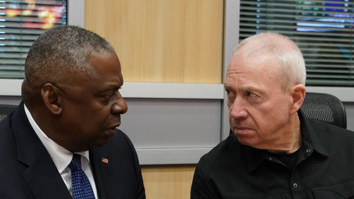 שר הביטחון יואב גלנט ומזכיר ההגנה האמריקני לויד אוסטין