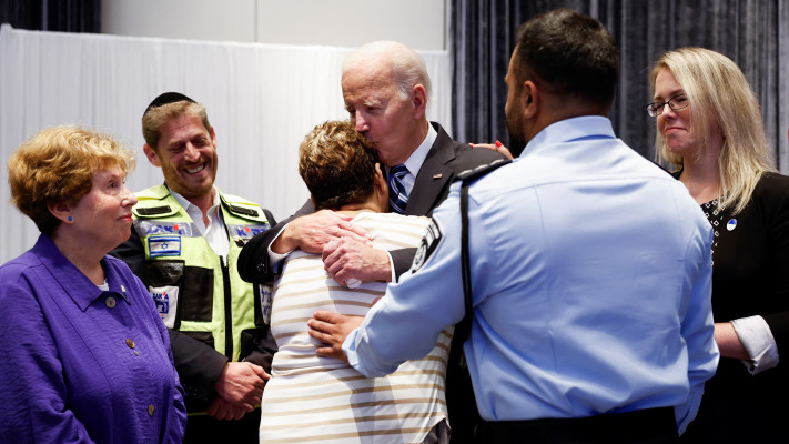 ג'ו ביידן פוגש את רחל אדרי