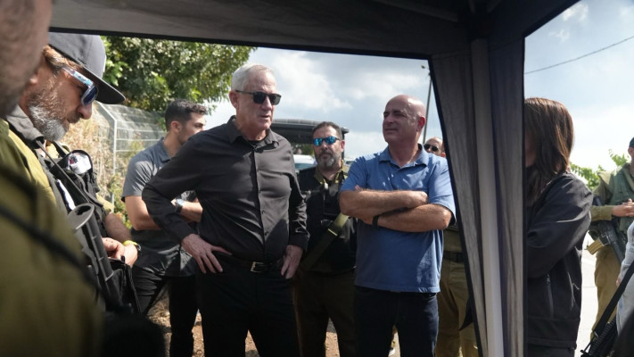 בני גנץ בצפון עם משה דוידוביץ'