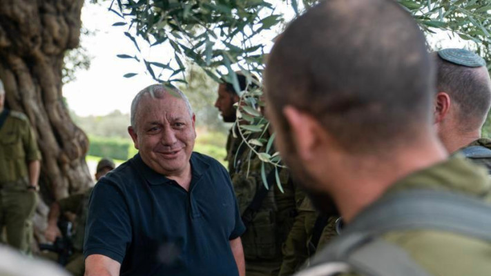 גדי איזנקוט בסיור בפיקוד צפון