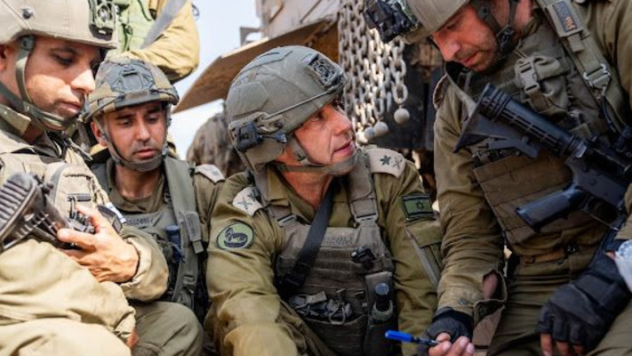 מסתובב עם בור בלב. אלוף ירון פינקלמן ברצועת עזה