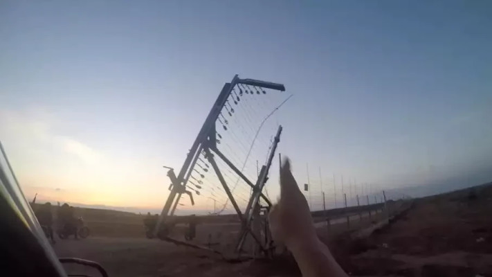 מתוך תיעוד מתקפת הפתע של חמאס בעוטף עזה