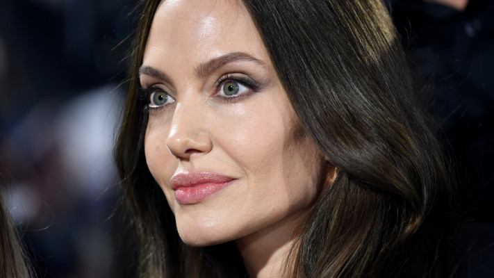 אנג'לינה ג'ולי (צילום: Gareth Cattermole)