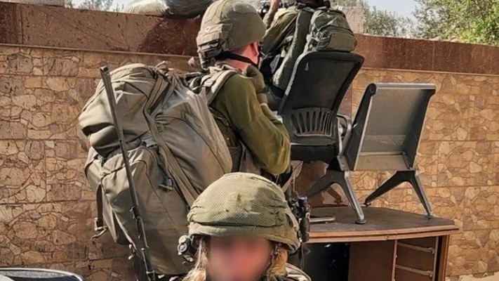 לוחמות ברצועת עזה (צילום: טל שלו)