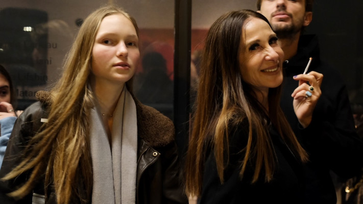 לאה ומיה שנירר (צילום: סבטה שלגובסקיה)