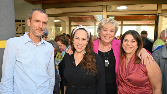 רותי גור, מרים פיירברג-איכר, יעל אקשטיין ויוסי היימן (צילום: גיא יחיאלי, הקרן לידידות)