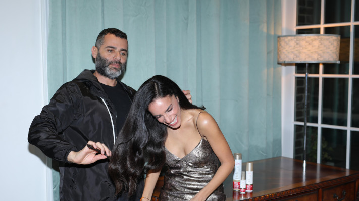 אורטל עמר בקמפיין של מוצרי השיער של ''וולה'' (צילום: זוהר שטרית)