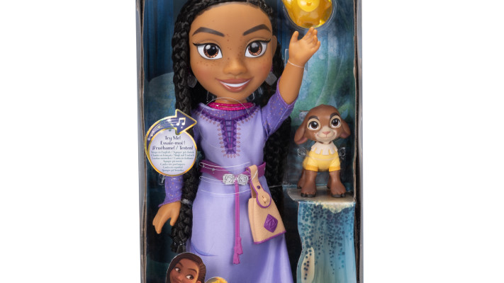 בובת אשא וחיית המחמד ולנטינו 