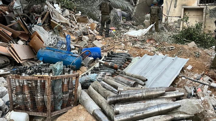 אמצעי הלחימה שאיתרו לוחמי חטיבה 188 וגולני (צילום: דובר צה''ל)