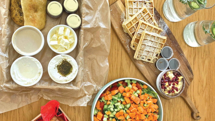 ארוחת בוקר שירלי במדבר