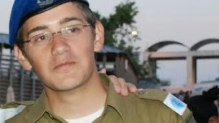 יונתן בוכריס 