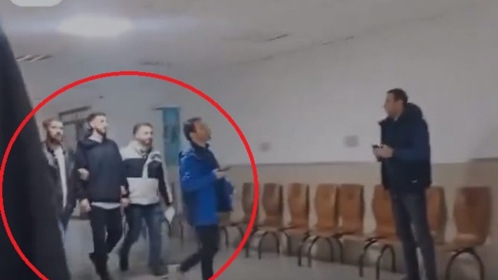 שגיב יחזקאל מגיע לבית המשפט בטורקיה (צילום: רשתות חברתיות)