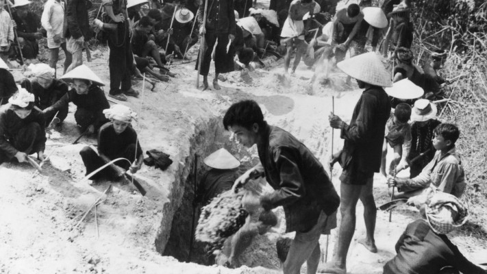 מלחמת ויאטנם, מלכודת במבוק עם קוצים