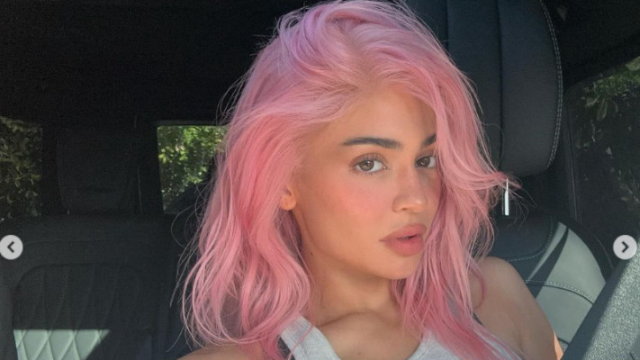 חזרה לורוד. קיילי ג'נר (צילום: צילום מסך אינסטגרם)