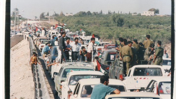 יולי 1994 יאסר ערפאת מגיע לראשונה לעזה