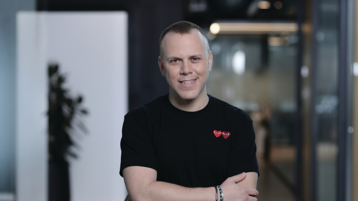 אסף אזולאי, סמנכ''ל שיווק בקרן Team8