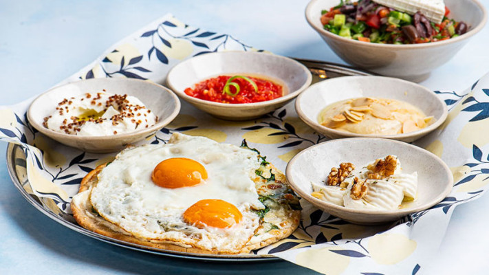 ארוחת בוקר יוונית, ''קפה גרג''. יאסו!