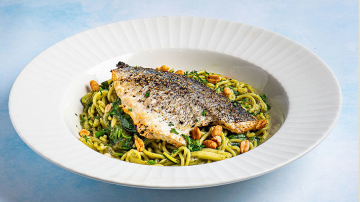 דג וקארי ירוק, ''קפה גרג''. מנה מעולה