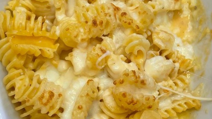 מק אנד צ'יז, ''קפה גרג''. כיף בצלחת