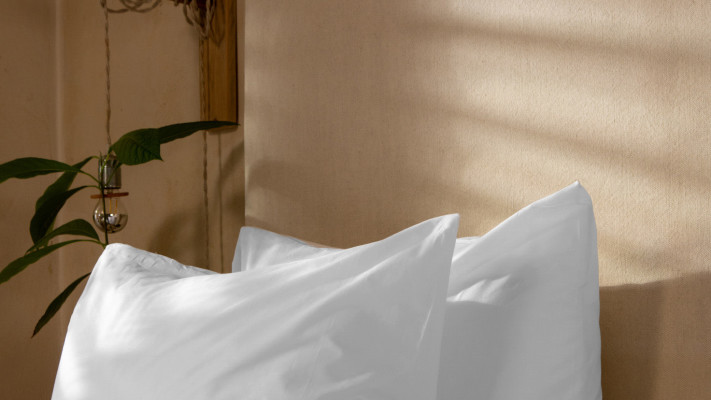 castro home - מצעי סאטן 300