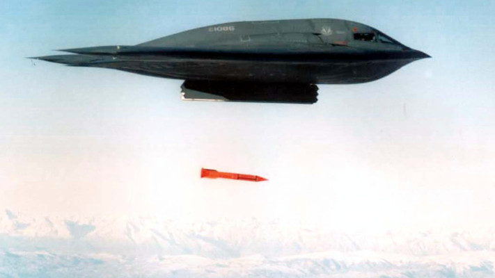 פצצות מדגם B61 (צילום: REUTERS/USAF/John Lasky GN/jp)
