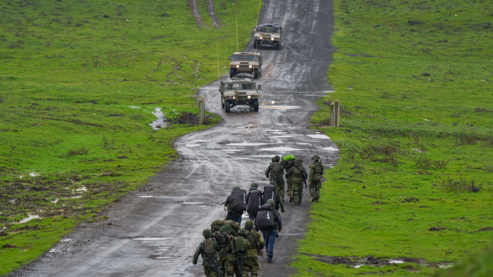 חיילי צה''ל בגבול עם לבנון (צילום: Ayal Margolin/Flash90)