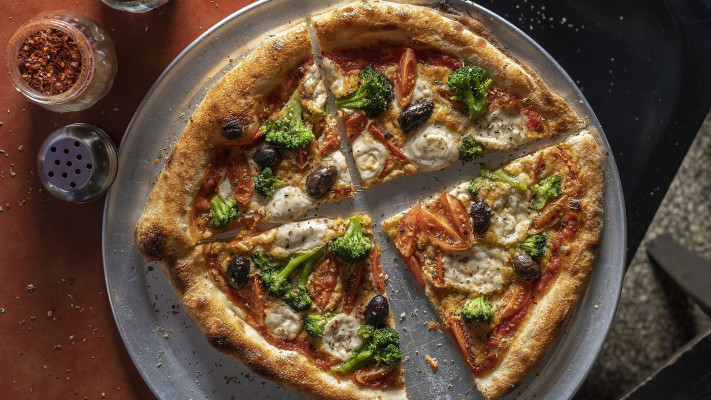 החתול הירוק 