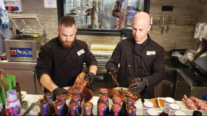 האחים דובקין 