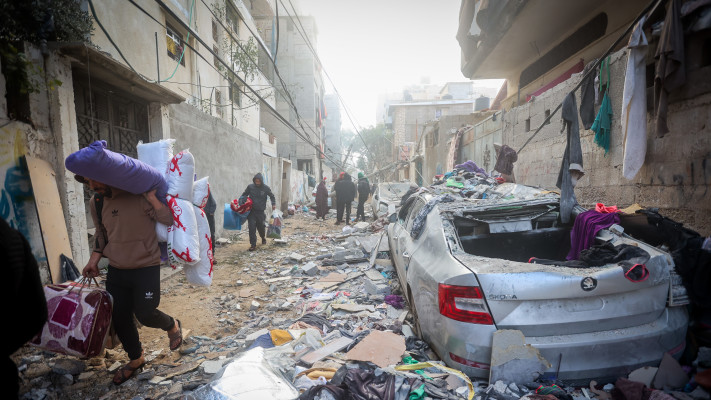 הרס לאחר תקיפות באזור רפיח (צילום: Atia Mohammed/Flash90)