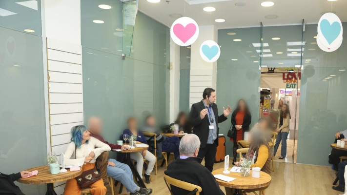 ספיד דייט מבנה בתל אביב