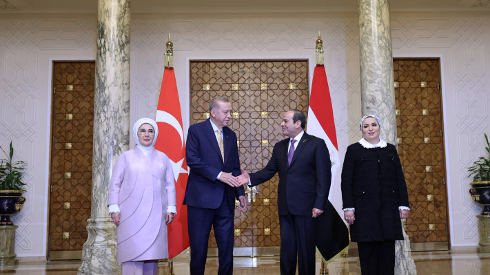 עבד אל-פתאח א-סיסי ורג'פ טאיפ ארדואן בקהיר