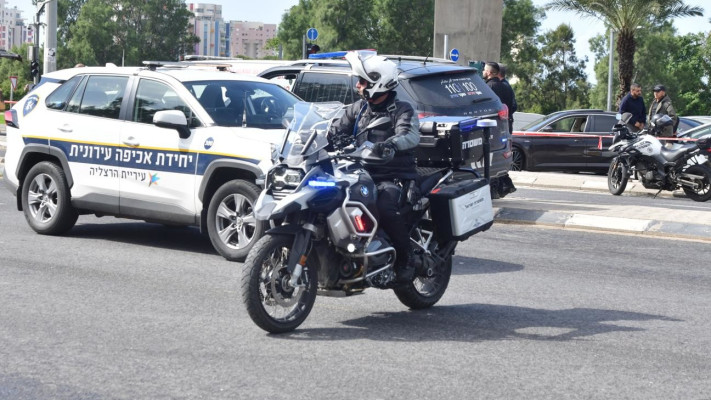 אופנוע משטרה, ניידת משטרה. אילוסטרציה